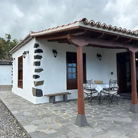 Preciosa Casa Canaria Vista Mar Y Montana El Encanto De Lita Сasa de vacaciones *