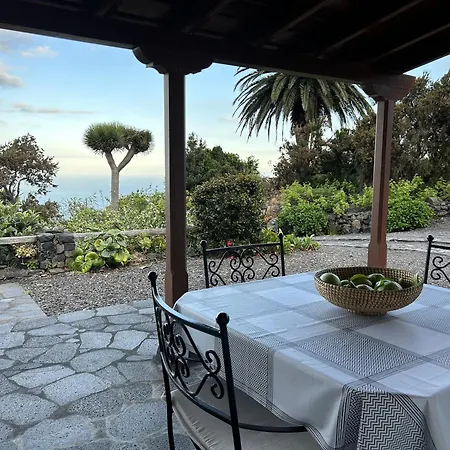 Сasa de vacaciones Preciosa Casa Canaria Vista Mar Y Montana El Encanto De Lita
